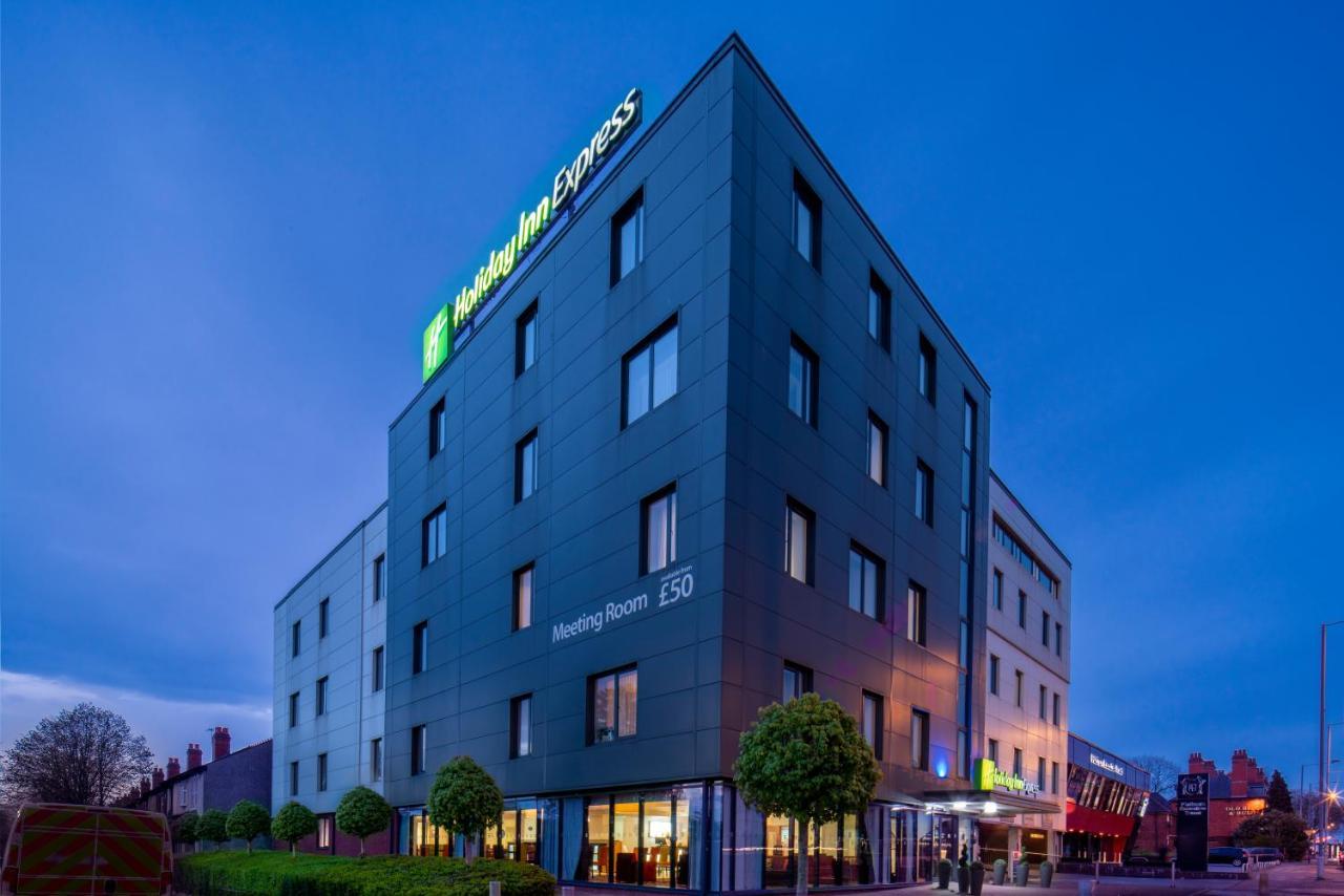 Holiday Inn Express Birmingham South A45, An Ihg Hotel Exterior photo