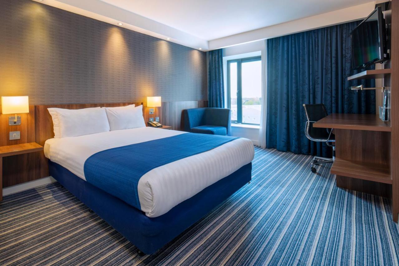 Holiday Inn Express Birmingham South A45, An Ihg Hotel Exterior photo