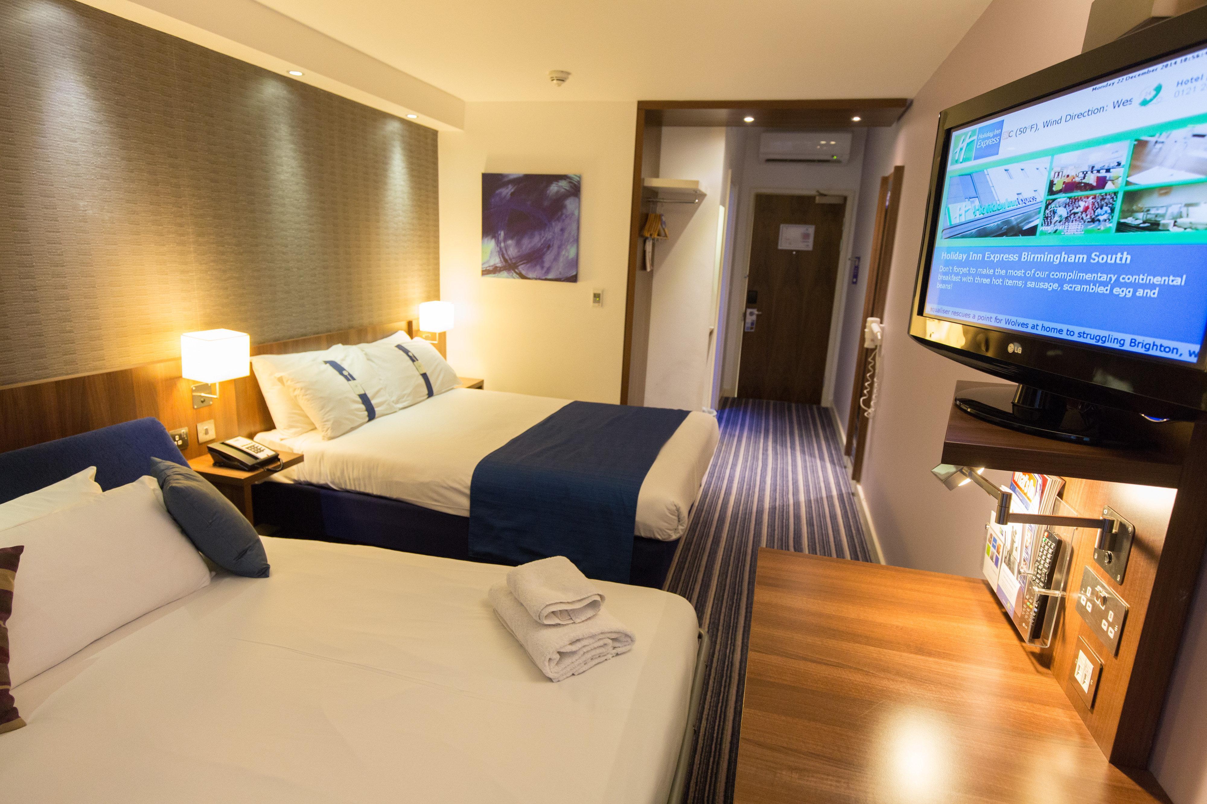 Holiday Inn Express Birmingham South A45, An Ihg Hotel Exterior photo