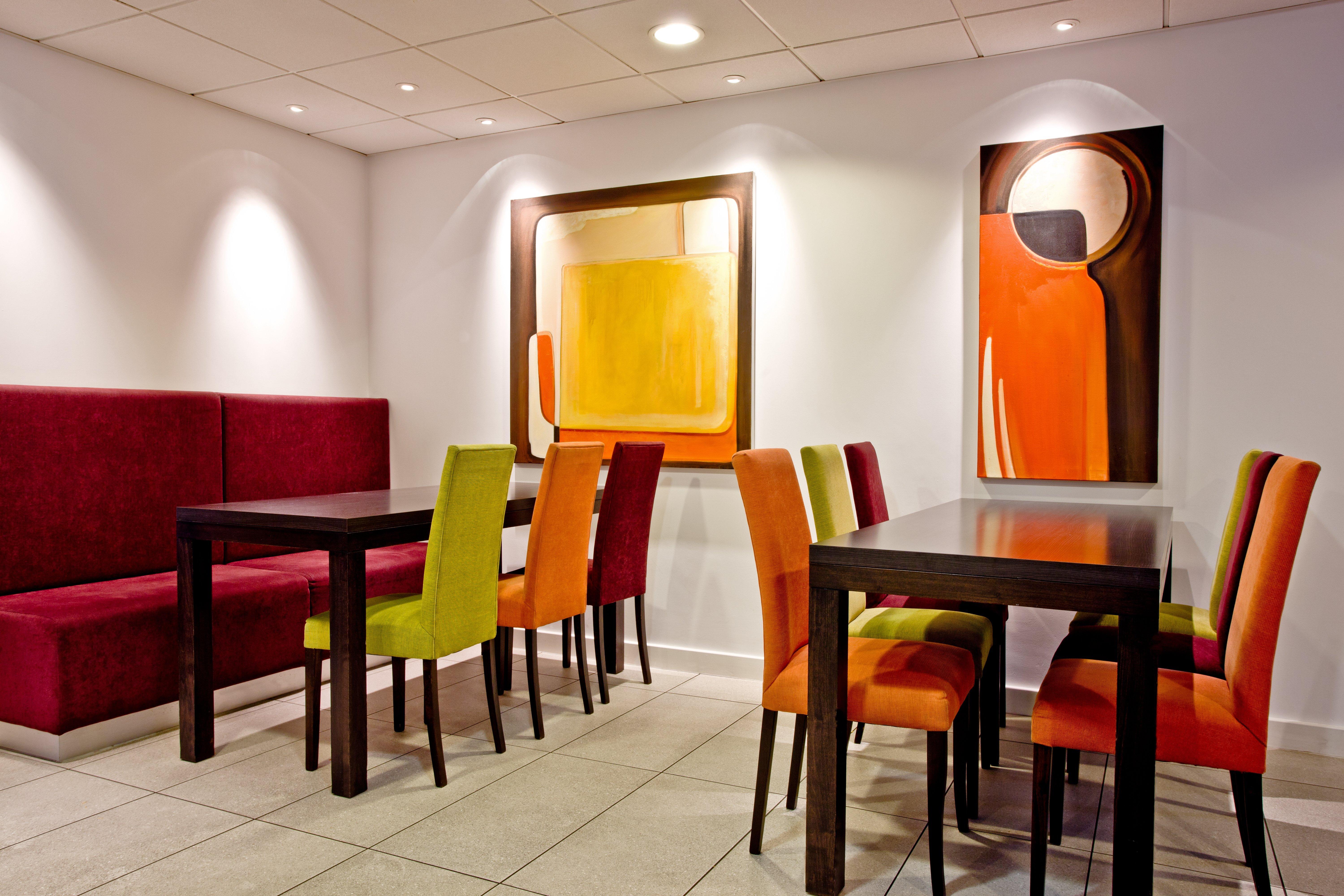 Holiday Inn Express Birmingham South A45, An Ihg Hotel Exterior photo