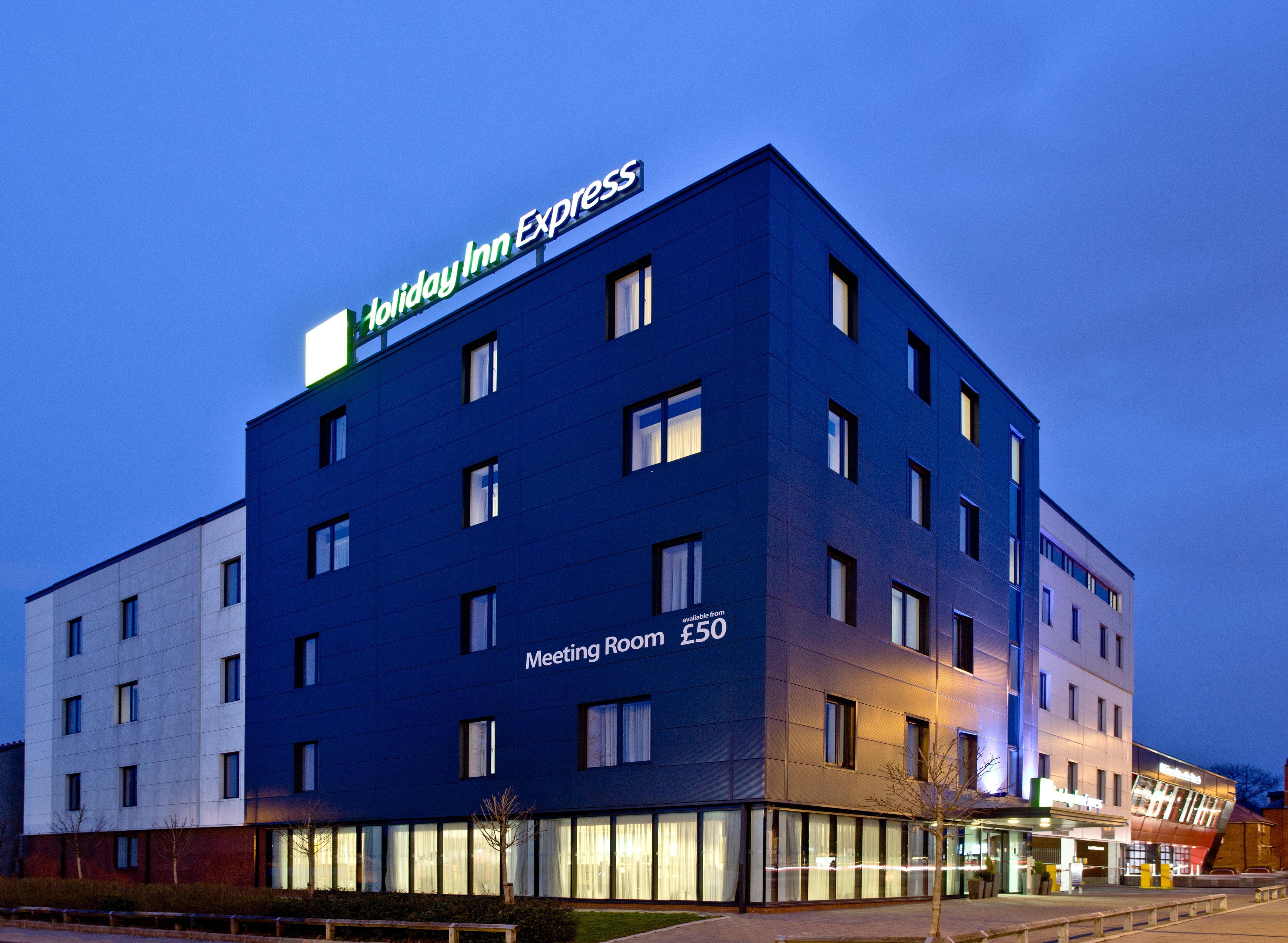 Holiday Inn Express Birmingham South A45, An Ihg Hotel Exterior photo